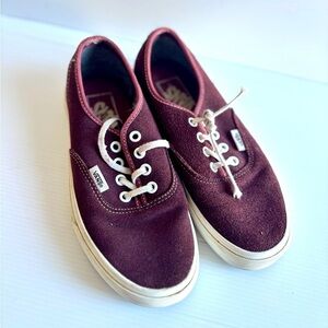 Vans Off The Wall Low Top Lace Up Shoes - Size 6 Women